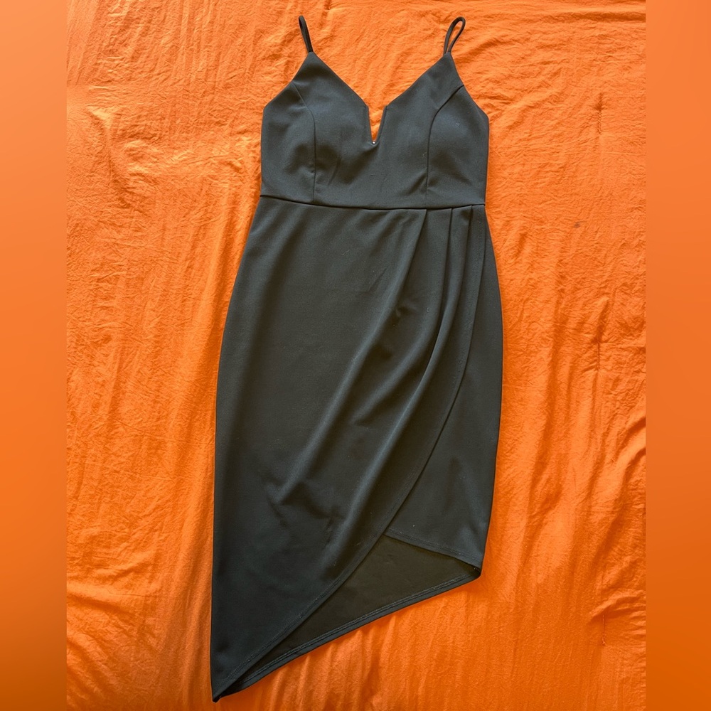 Chic Asymmetrical Black Dress